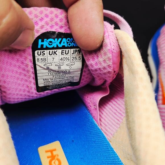 Hoka Women 8.5 Comfy footwear - Picture 2 of 10